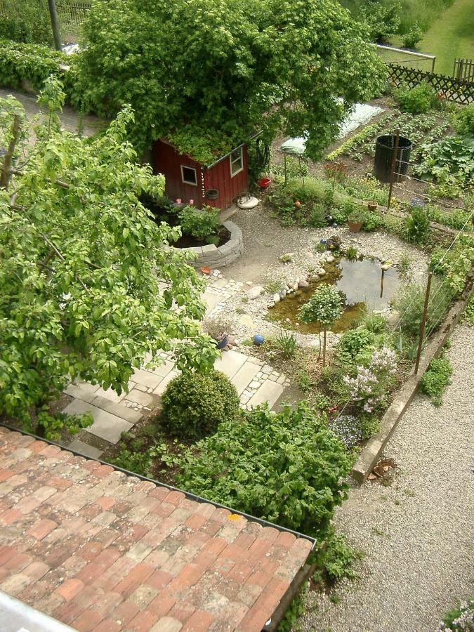 Bed & Breakfast Im Chellhof Benken  Esterno foto